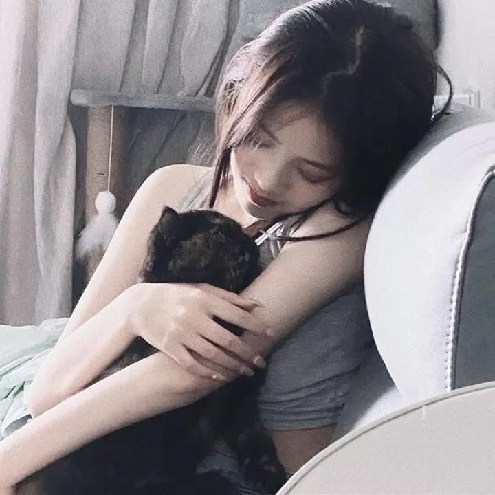 人妖打排球